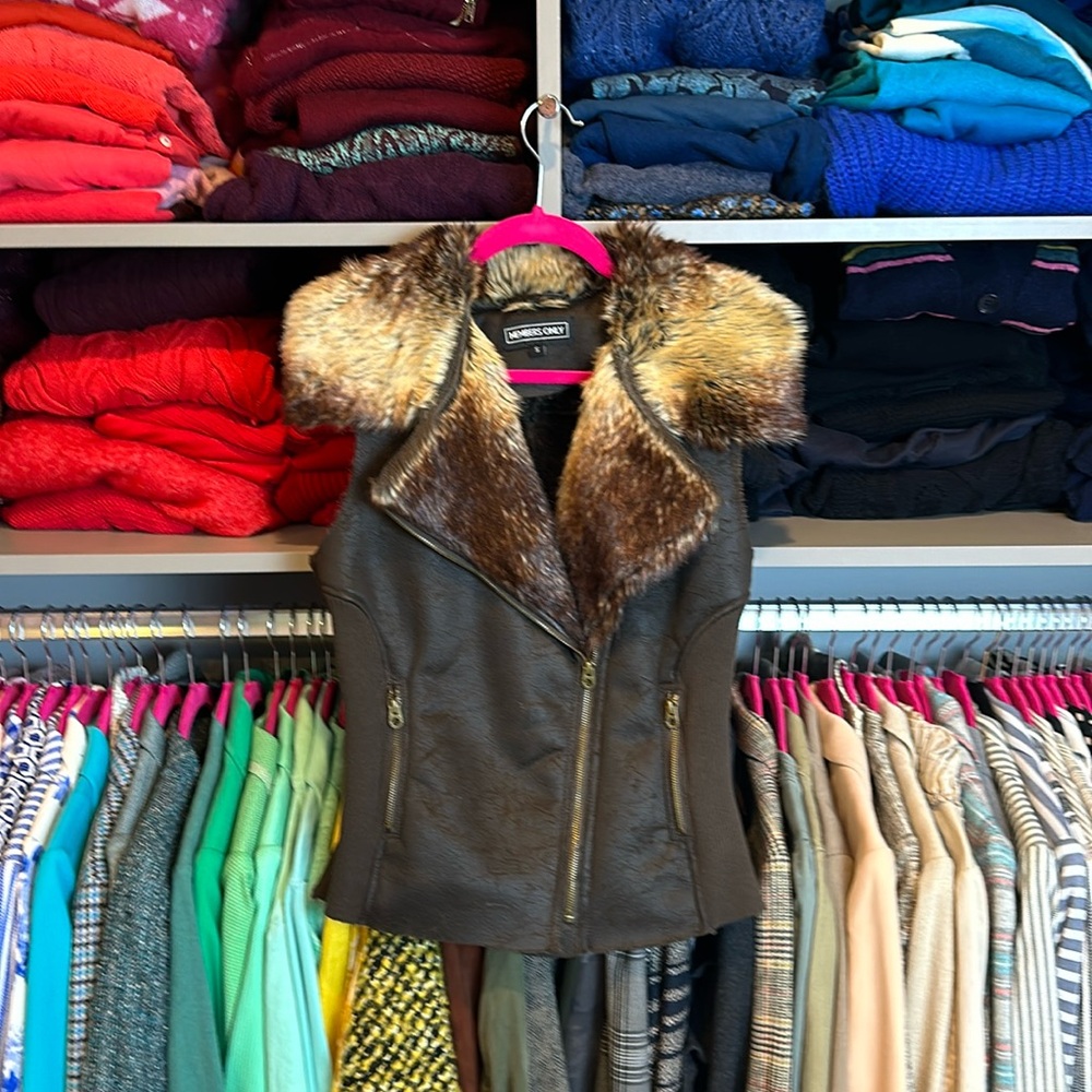 Members Only Brown Vest with Faux Fur Collar